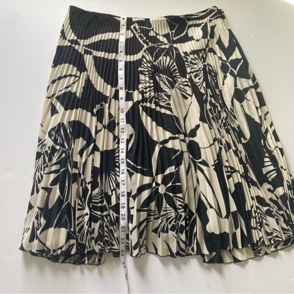 Ralph Lauren Collection Floral Pleated Midi Skirt Silk Size 10 - Picture 4 of 13
